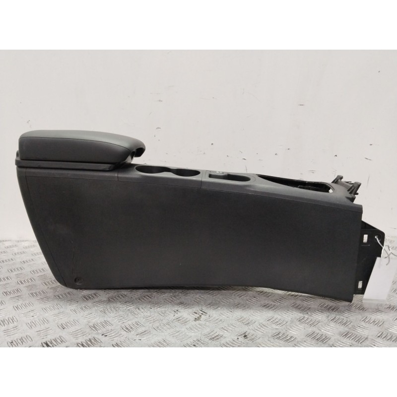 CONSOLA CENTRAL 96920BR00A  - imagen 2