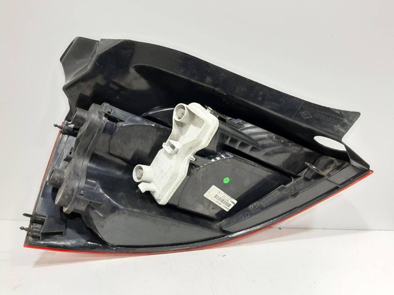 Recambio de piloto trasero derecho para renault megane ii berlina 3p authentique referencia OEM IAM   