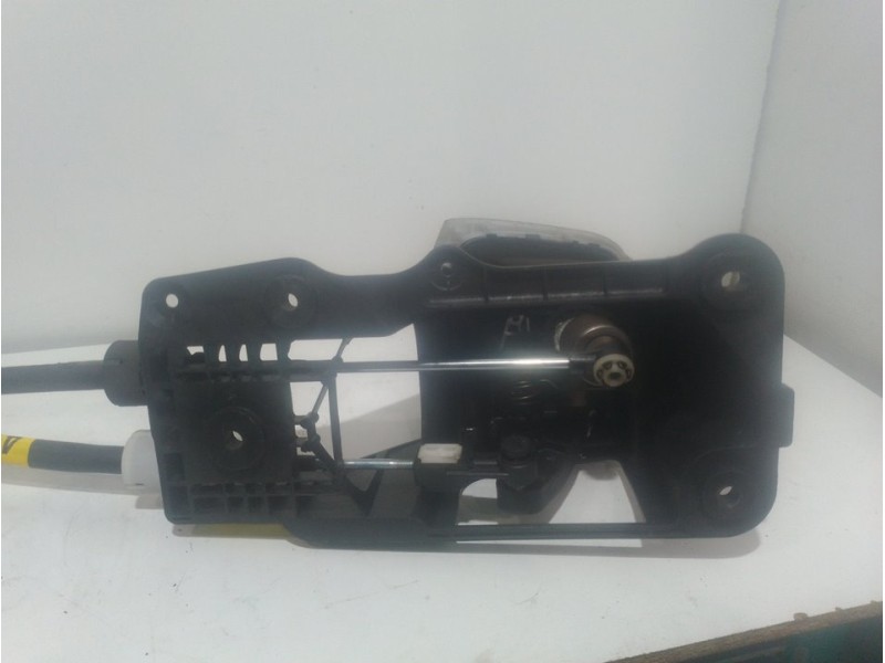 Recambio de palanca cambio para renault megane iii berlina 5 p dynamique referencia OEM IAM 820106292  