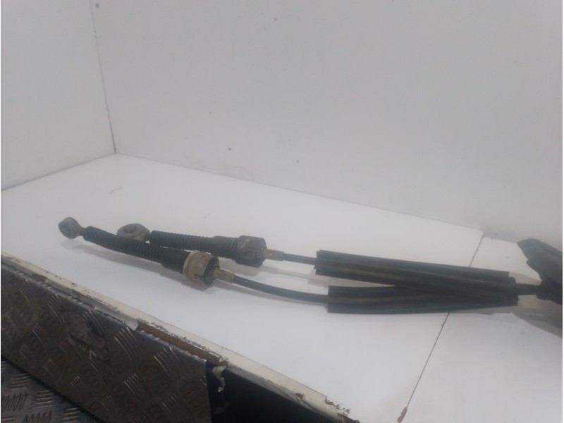 Recambio de palanca cambio para renault megane iii berlina 5 p dynamique referencia OEM IAM 820106292  