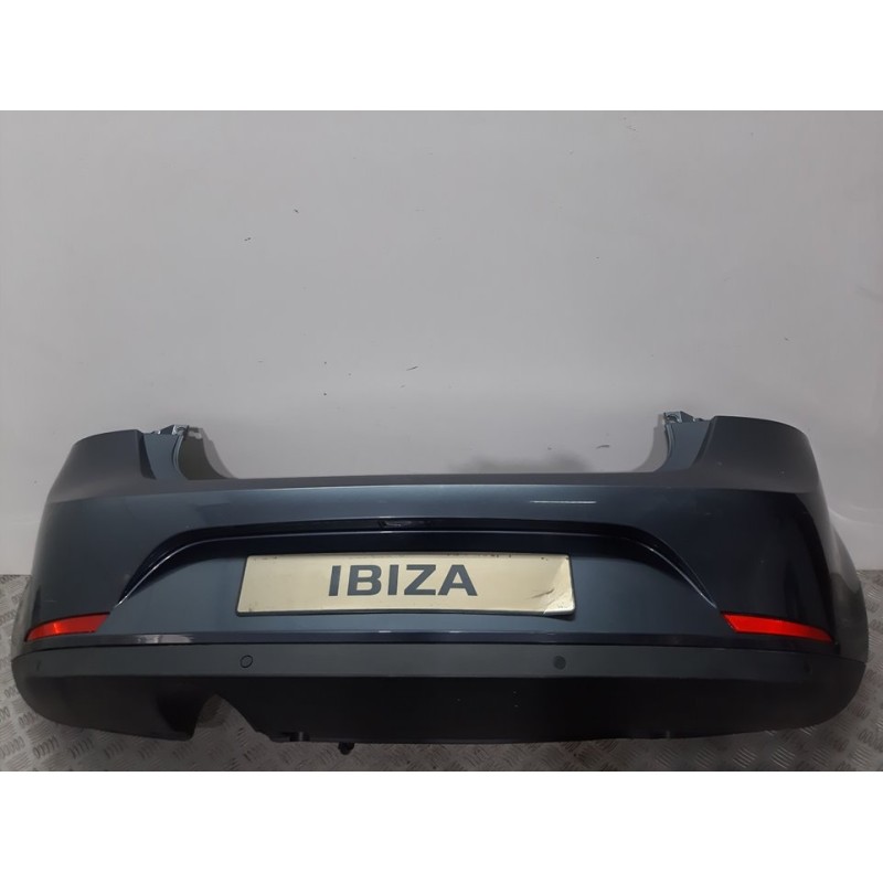 PARAGOLPES TRASERO GRIS  - imagen 1