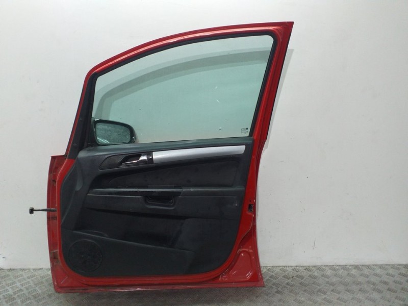 Recambio de puerta delantera derecha para opel zafira b cosmo referencia OEM IAM  ROJO 