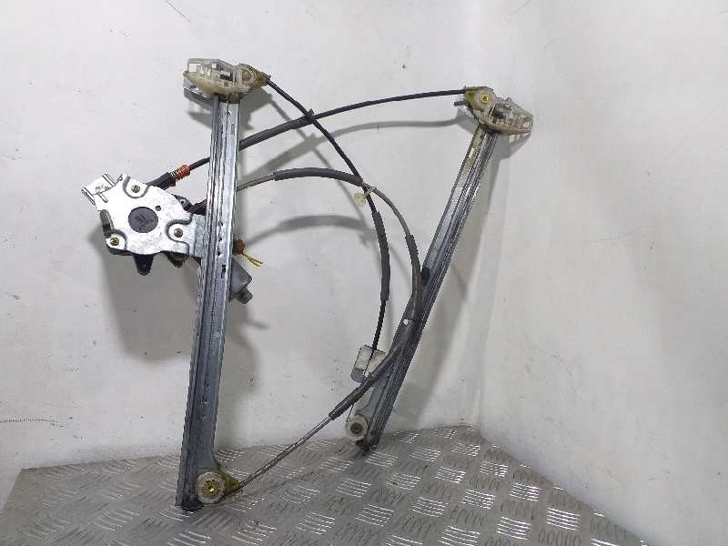 Recambio de elevalunas delantero izquierdo para citroën xsara berlina 1.6i sx referencia OEM IAM 9221H4  