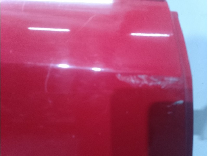 Recambio de puerta trasera derecha para opel zafira b cosmo referencia OEM IAM  ROJO 