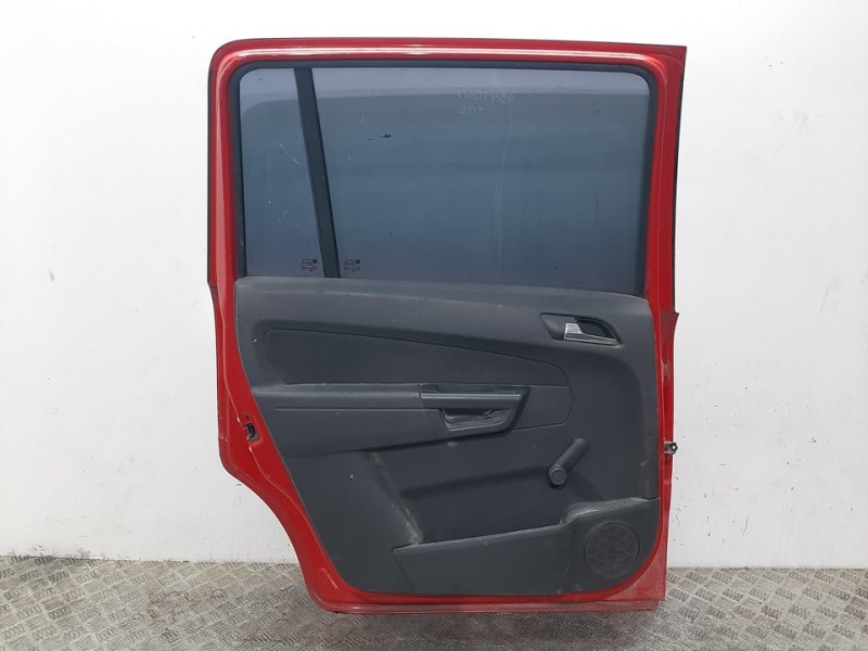Recambio de puerta trasera izquierda para opel zafira b cosmo referencia OEM IAM  ROJO 