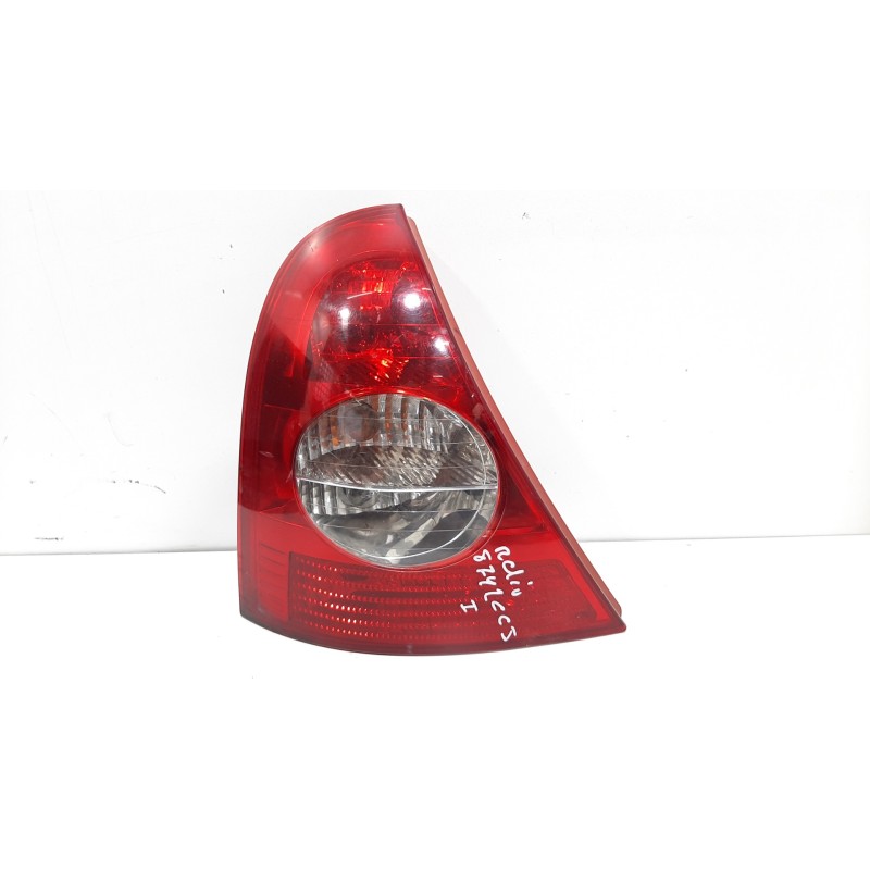 Recambio de piloto trasero izquierdo para renault clio ii fase ii (b/cb0) authentique referencia OEM IAM 8200917488  