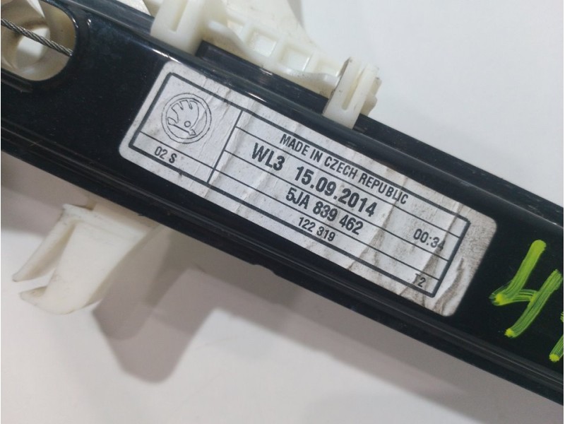 Recambio de elevalunas trasero derecho para skoda rapid active referencia OEM IAM 5JA839462  