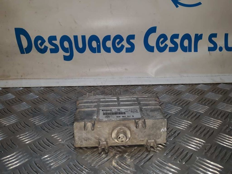 Recambio de centralita motor uce para seat ibiza (6k) glx referencia OEM IAM 0261203752 6K0907311B 