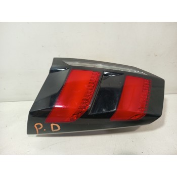PILOTO TRASERO DERECHO INTERIOR 9811027780 