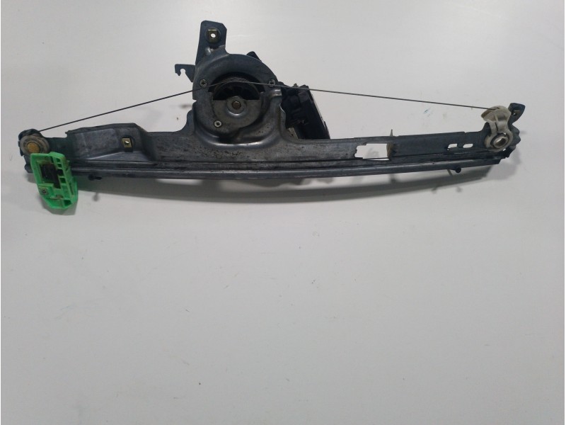 Recambio de elevalunas delantero derecho para renault scenic ii grand emotion referencia OEM IAM 8200646840 6 PINES 