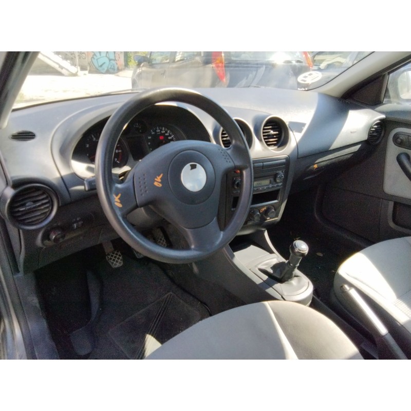 SEAT CORDOBA (6L2) - imagen 5