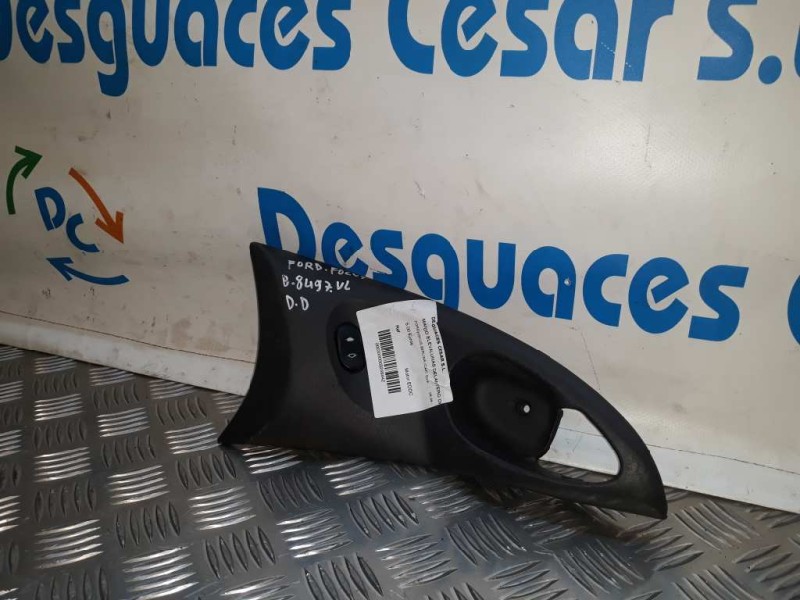 Recambio de mando elevalunas delantero derecho para ford focus berlina (cak) ghia referencia OEM IAM    Recambio de mando elevalunas delantero derecho para ford focus berlina (cak) ghia referencia OEM IAM