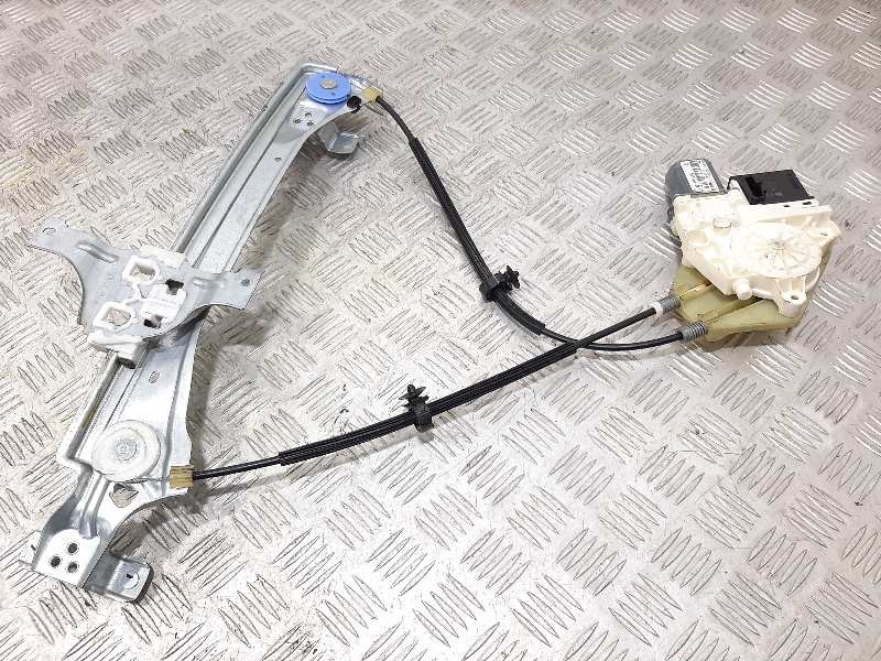 Recambio de elevalunas trasero izquierdo para renault megane iii berlina 5 p emotion referencia OEM IAM 827210003R  