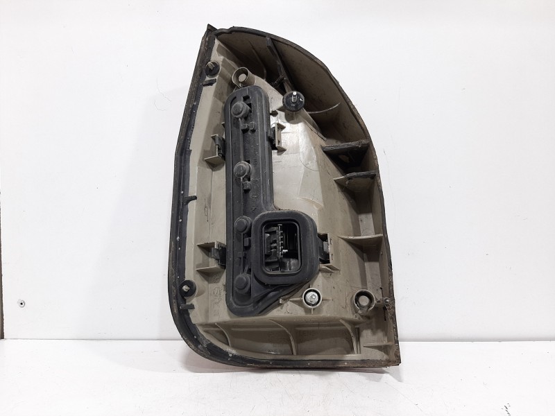 Recambio de piloto trasero derecho para opel zafira a elegance referencia OEM IAM   