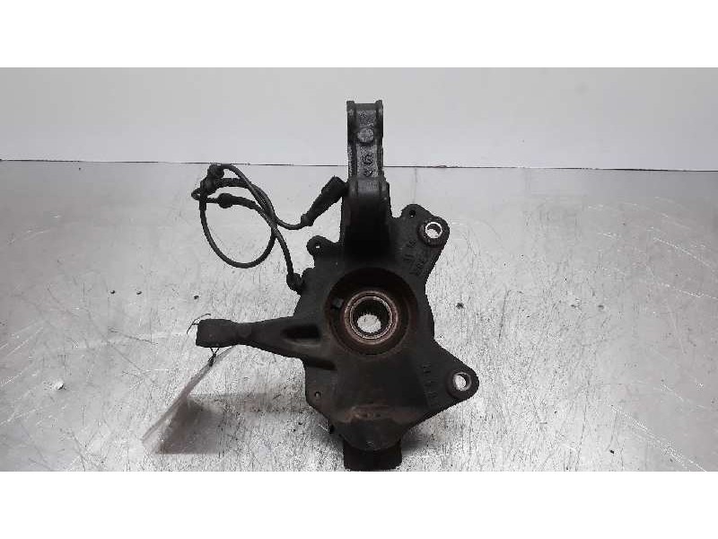 Recambio de mangueta delantera izquierda para renault megane iii berlina 5 p emotion referencia OEM IAM 400150083R  