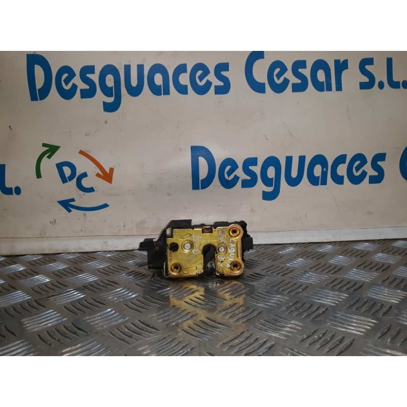 Recambio de cerradura puerta delantera derecha para renault laguna (b56) 1.9 dti carminat (a) referencia OEM IAM   