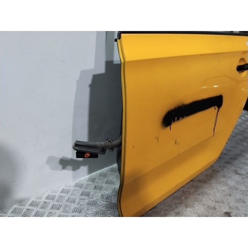 PUERTA TRASERA IZQUIERDA 5JA833051C AMARILLO - imagen 2