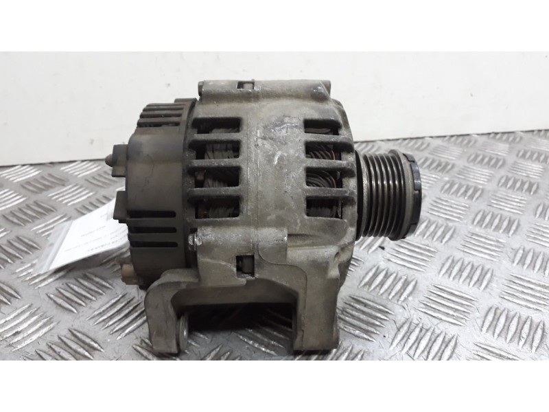 Recambio de alternador para renault megane i classic (la0) 1.9 dti alize referencia OEM IAM 2542466D  