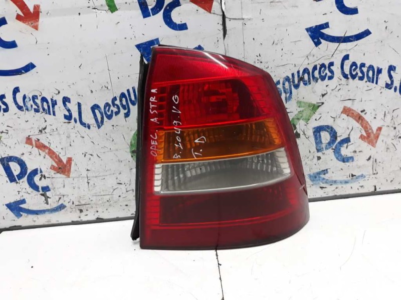 Recambio de piloto trasero derecho para opel astra g berlina comfort referencia OEM IAM   