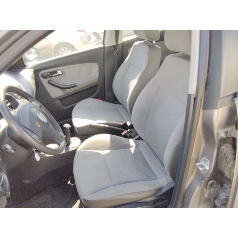 SEAT CORDOBA (6L2) - imagen 6