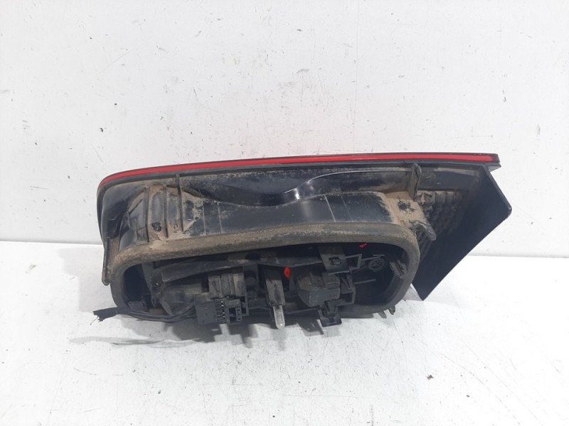 Recambio de piloto porton trasero izquierdo para renault laguna ii (bg0) authentique referencia OEM IAM   