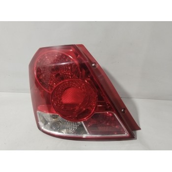 PILOTO TRASERO IZQUIERDO 300266L 