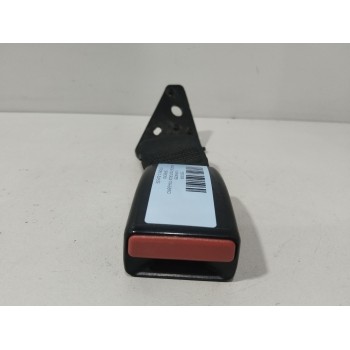 ENGANCHE CINTURON TRASERO DERECHO 6190405B 