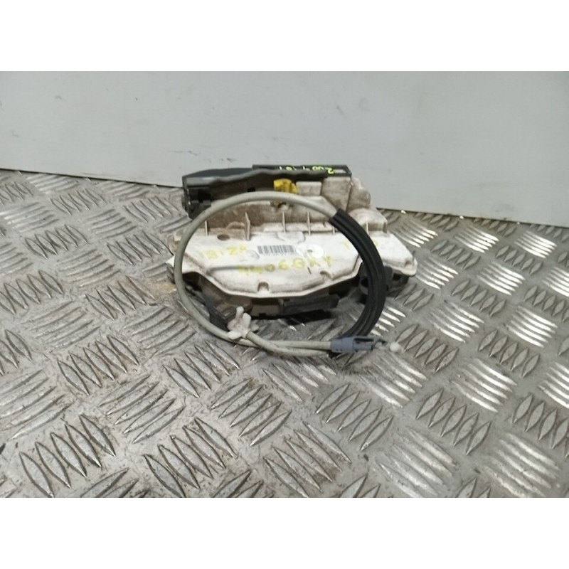 CERRADURA PUERTA TRASERA DERECHA 6J0839016J  - imagen 3