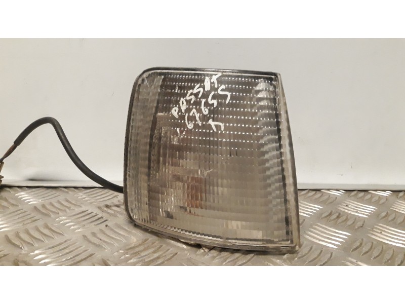 Recambio de piloto delantero derecho para volkswagen passat berlina (312) cl referencia OEM IAM   