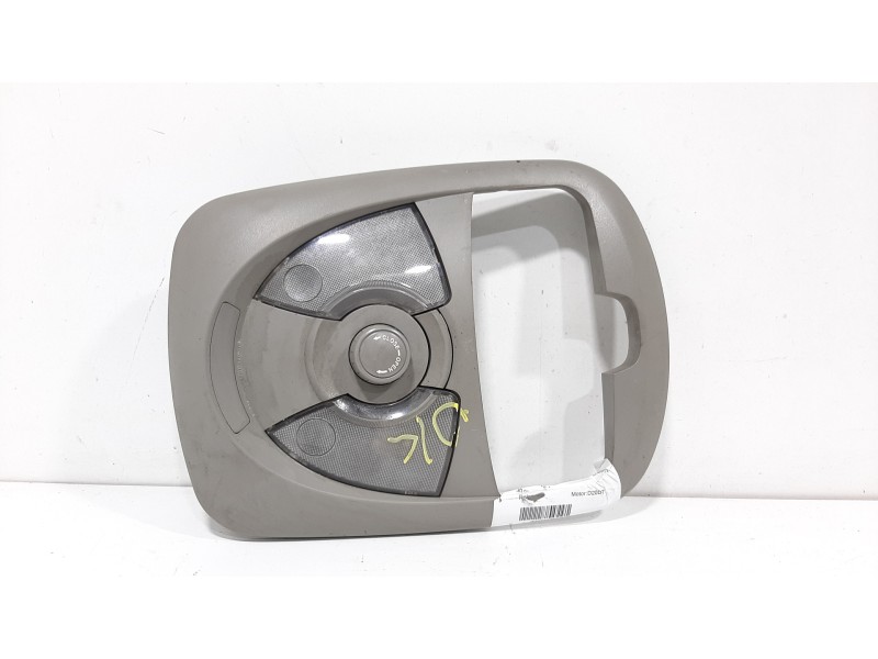 Recambio de luz interior central para ssangyong actyon 200 xdi referencia OEM IAM   