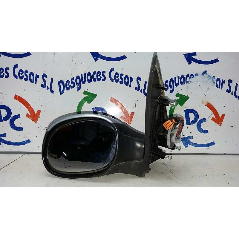 Recambio de retrovisor izquierdo para peugeot 206 berlina referencia OEM IAM  ELECTRICO CELESTE