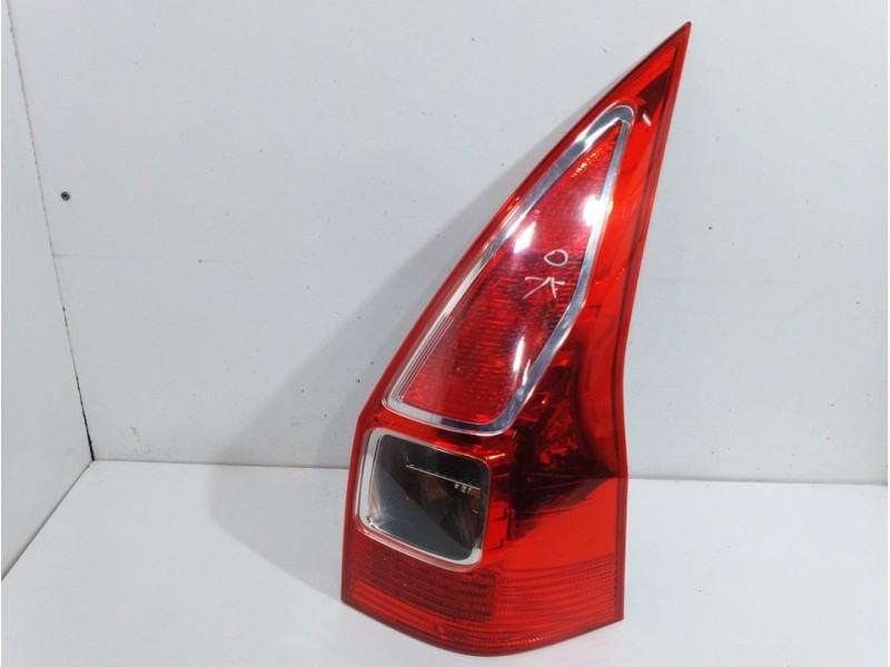 Recambio de piloto trasero derecho para renault megane ii familiar privilege referencia OEM IAM   