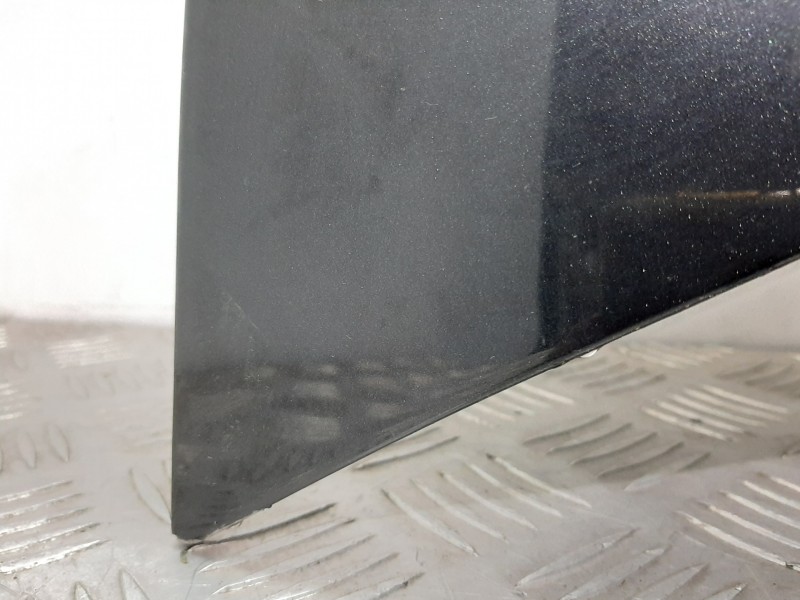 Recambio de capot para chrysler voyager (rg) 2.5 crd lx referencia OEM IAM 04860455AG  NEGRO