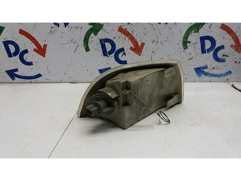 Recambio de piloto delantero izquierdo para fiat punto berlina (176) 1.2 cat referencia OEM IAM  63716 