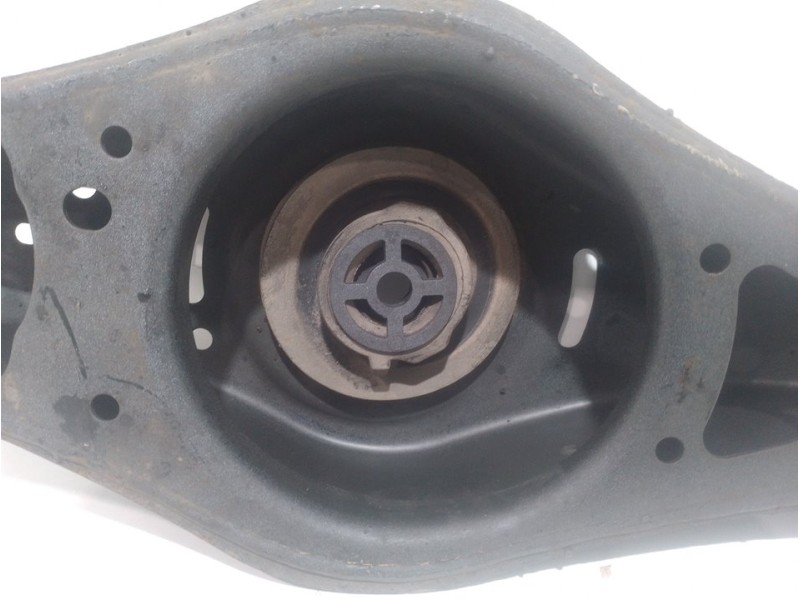 Recambio de brazo suspension superior trasero izquierdo para seat leon (1p1) reference referencia OEM IAM   