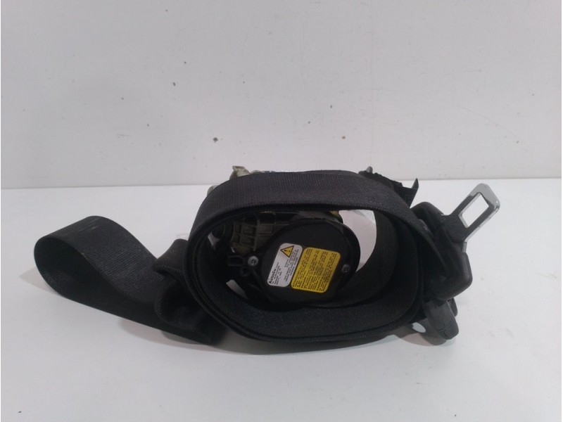 Recambio de cinturon seguridad delantero derecho para fiat linea (110) dynamic referencia OEM IAM 735448199  
