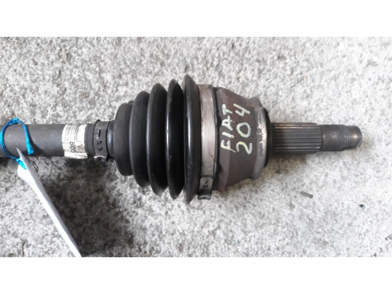 Recambio de transmision delantera izquierda para fiat linea (110) dynamic referencia OEM IAM 0051785060  