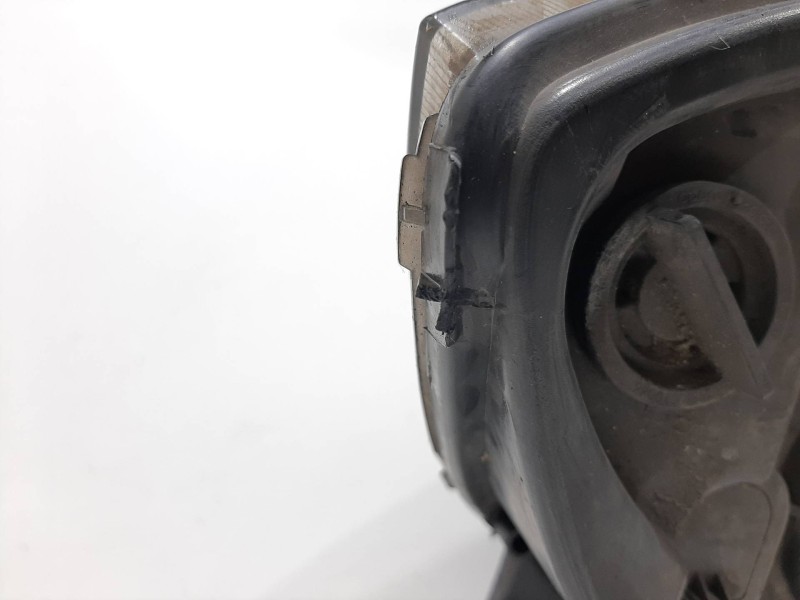 Recambio de faro izquierdo para fiat linea (110) dynamic referencia OEM IAM 0052084245  