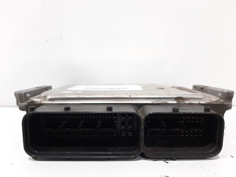 Recambio de centralita motor uce para fiat linea (110) dynamic referencia OEM IAM 0281015574 51901467 