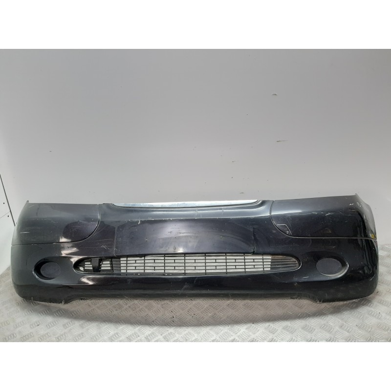 PARAGOLPES DELANTERO 1688850025 NEGRO  - imagen 1