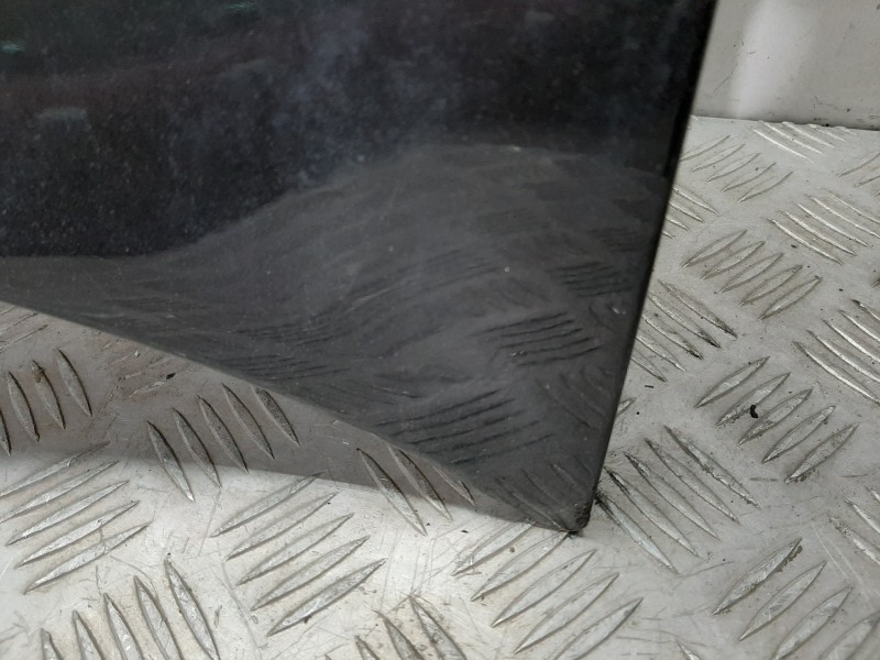 Recambio de capot para renault megane ii berlina 3p confort dynamique referencia OEM IAM 7751476151 NEGRO 