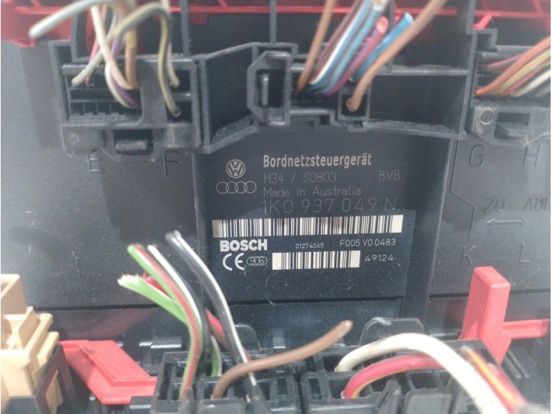 Recambio de caja reles / fusibles para volkswagen golf v berlina (1k1) conceptline (e) referencia OEM IAM 1K0937049N  