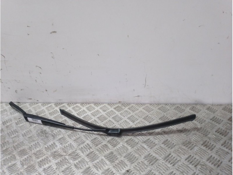 Recambio de brazo limpia delantero derecho para seat toledo (kg3) style referencia OEM IAM 5JB955410  