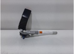 Recambio de enganche cinturon trasero izquierdo para mercedes-benz clase c (w203) berlina 200 compressor (203.045) referencia OE 2