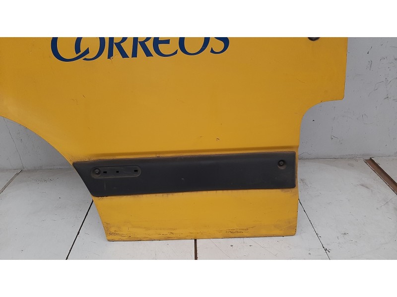 Recambio de puerta delantera izquierda para nissan primastar (x..) 2.0 dci diesel referencia OEM IAM 100043499  