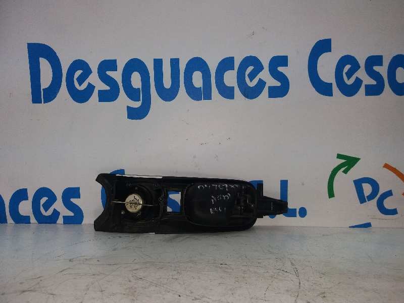 Recambio de maneta interior delantera derecha para audi a4 avant (b5) 1.8 referencia OEM IAM   