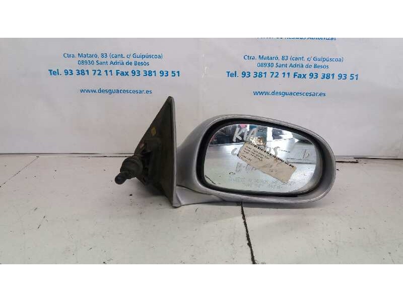 Recambio de retrovisor derecho para kia clarus 1.8 cat referencia OEM IAM  MANUAL 