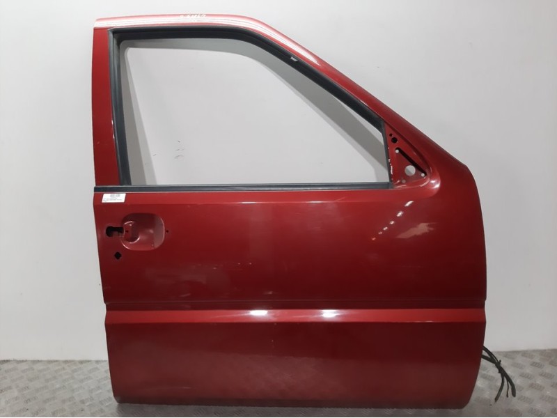 Recambio de puerta delantera derecha para nissan terrano/terrano.ii (r20) avenue referencia OEM IAM  ROJO 