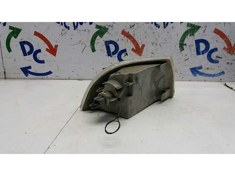 Recambio de piloto delantero izquierdo para fiat punto berlina (176) 1.2 cat referencia OEM IAM  71690  Recambio de piloto delantero izquierdo para fiat punto berlina (176) 1.2 cat referencia OEM IAM  71690