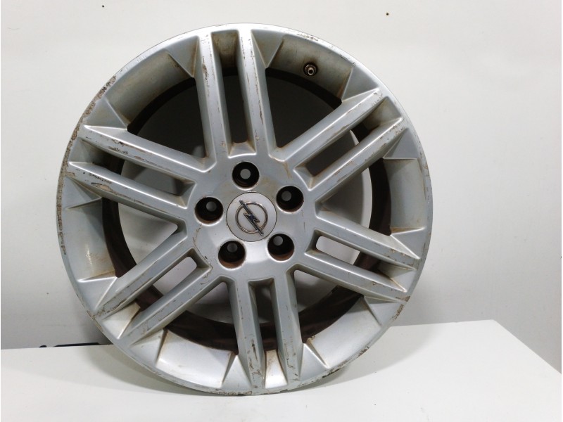 Recambio de llanta para opel vectra c berlina essentia referencia OEM IAM 13131077  